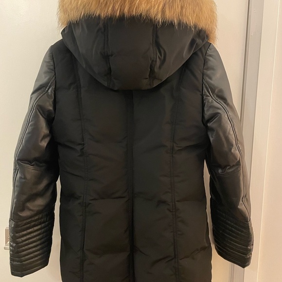 Ookpik down jacket - Picture 8 of 9